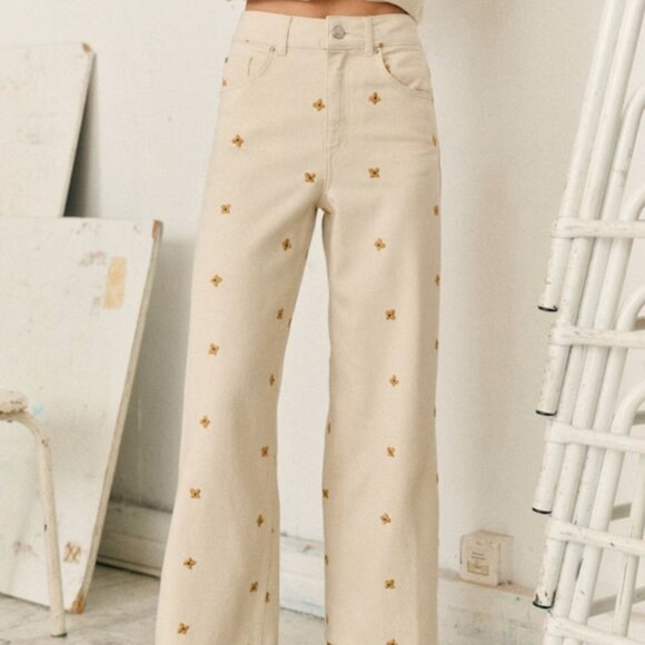 Sezane Pants - Sezane Lucia Vergara Le Crop Embroidered pants